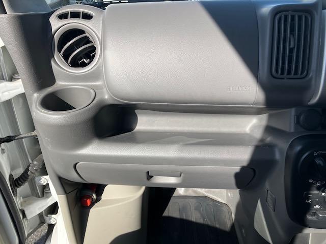 エブリイ PC 衝突軽減 レーンキープ 両側スライド ナビ Bカメラ キーレス 禁煙車 ABS 運転席エアバッグ 助手席エアバッグ サイドエアバッグ エアコン パワーウィンドウ パワーステアリング(35枚目)