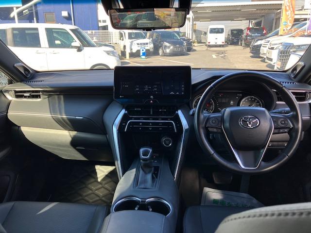 ハリアー Ｚ　レザーパッケージ　衝突軽減　レーンキープ　障害物センサー　アダプティブクルーズ　革シート　シートヒーター　パワーシート　電動リアゲート　ナビ　フルセグ　Ｂカメラ　Ｂｌｕｅｔｏｏｔｈオーディオ　ＥＴＣ２．０（3枚目）