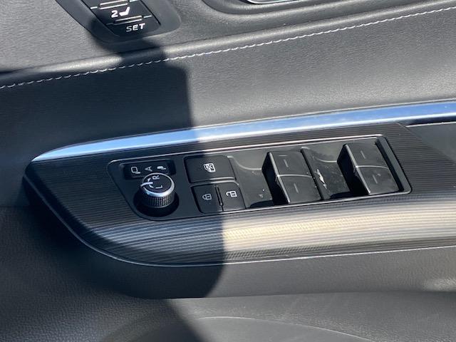 ハリアー Ｚ　レザーパッケージ　衝突軽減　レーンキープ　障害物センサー　アダプティブクルーズ　革シート　シートヒーター　パワーシート　電動リアゲート　ナビ　フルセグ　Ｂカメラ　Ｂｌｕｅｔｏｏｔｈオーディオ　ＥＴＣ２．０（28枚目）