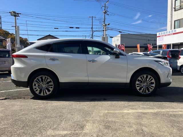 ハリアー Ｚ　レザーパッケージ　衝突軽減　レーンキープ　障害物センサー　アダプティブクルーズ　革シート　シートヒーター　パワーシート　電動リアゲート　ナビ　フルセグ　Ｂカメラ　Ｂｌｕｅｔｏｏｔｈオーディオ　ＥＴＣ２．０（51枚目）