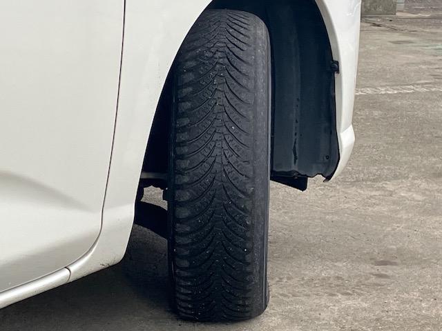 ルーミー X S 衝突軽減 片側電動 ナビ Bカメラ Bluetoothオーディオ Iストップ スマキー 禁煙車 ABS オートハイビーム 電格ミラー CD 運転席エアバッグ 助手席エアバッグ エアコン(22枚目)