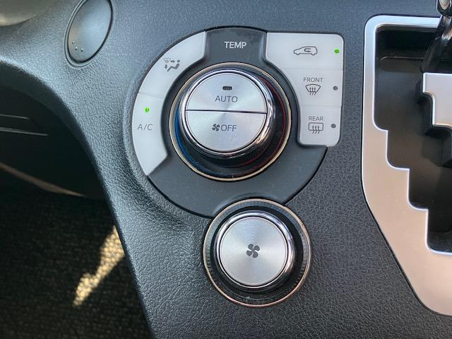 シエンタ ファンベースＧ　衝突軽減　レーンキープ　両側電動　ナビ　フルセグ　Ｂカメラ　Ｂｌｕｅｔｏｏｔｈオーディオ　ＥＴＣ２．０　Ｉストップ　スマキー　禁煙車　ＡＢＳ　オートハイビーム　電格ミラー　ＣＤ（6枚目）