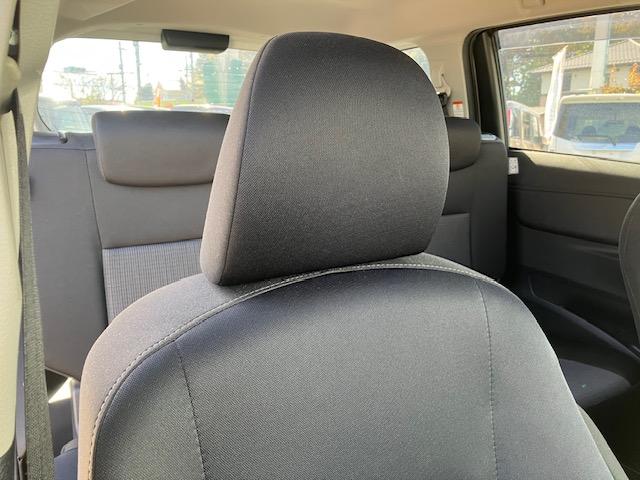 シエンタ ファンベースＧ　衝突軽減　レーンキープ　両側電動　ナビ　フルセグ　Ｂカメラ　Ｂｌｕｅｔｏｏｔｈオーディオ　ＥＴＣ２．０　Ｉストップ　スマキー　禁煙車　ＡＢＳ　オートハイビーム　電格ミラー　ＣＤ（13枚目）