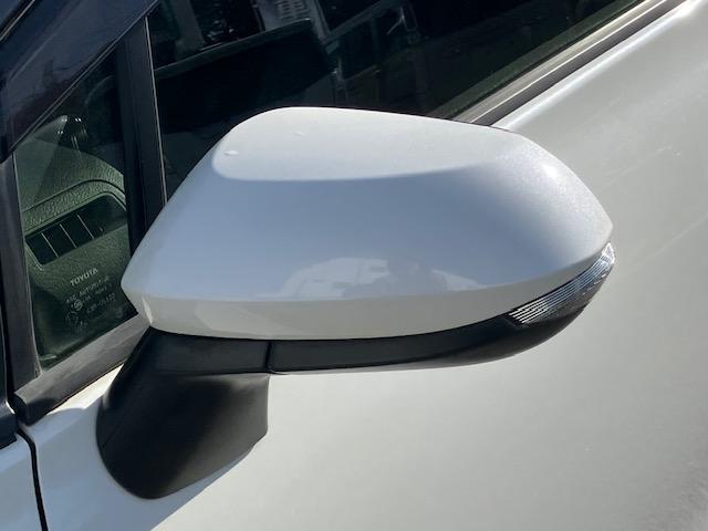 シエンタ ファンベースＧ　衝突軽減　レーンキープ　両側電動　ナビ　フルセグ　Ｂカメラ　Ｂｌｕｅｔｏｏｔｈオーディオ　ＥＴＣ２．０　Ｉストップ　スマキー　禁煙車　ＡＢＳ　オートハイビーム　電格ミラー　ＣＤ（25枚目）