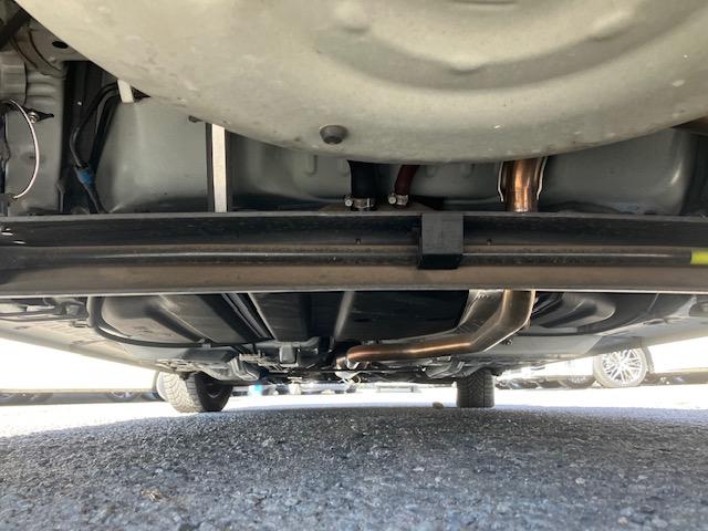 シエンタ ファンベースＧ　衝突軽減　レーンキープ　両側電動　ナビ　フルセグ　Ｂカメラ　Ｂｌｕｅｔｏｏｔｈオーディオ　ＥＴＣ２．０　Ｉストップ　スマキー　禁煙車　ＡＢＳ　オートハイビーム　電格ミラー　ＣＤ（28枚目）