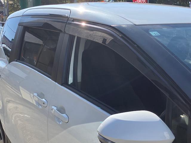 シエンタ ファンベースＧ　衝突軽減　レーンキープ　両側電動　ナビ　フルセグ　Ｂカメラ　Ｂｌｕｅｔｏｏｔｈオーディオ　ＥＴＣ２．０　Ｉストップ　スマキー　禁煙車　ＡＢＳ　オートハイビーム　電格ミラー　ＣＤ（50枚目）