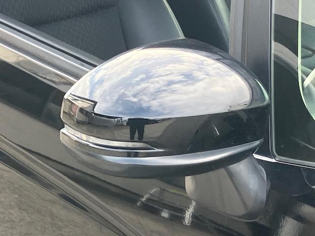 フィットハイブリッド Ｌパッケージ　４ＷＤ　オートクルーズ　ハーフレザー　ナビ　フルセグ　Ｂカメラ　Ｂｌｕｅｔｏｏｔｈオーディオ　ＥＴＣ　Ｉストップ　ＬＥＤヘッドライト　１５インチＡＷ　スマキー　禁煙車　横滑り防止　ＡＢＳ　電格ミラー（52枚目）