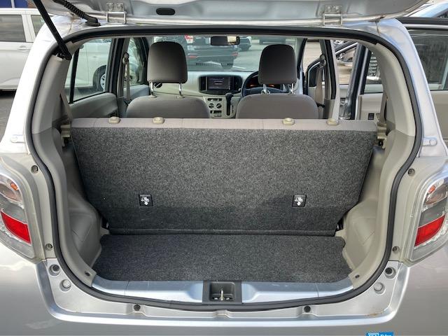 ピクシスエポック Ｌ　ナビ　ワンセグ　Ｂｌｕｅｔｏｏｔｈオーディオ　ＥＴＣ　Ｉストップ　キーレス　ＡＢＳ　ＣＤ　運転席エアバッグ　助手席エアバッグ　エアコン　パワーウィンドウ　パワーステアリング（11枚目）