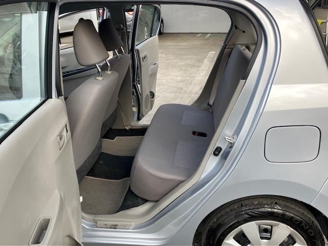 ピクシスエポック Ｌ　ナビ　ワンセグ　Ｂｌｕｅｔｏｏｔｈオーディオ　ＥＴＣ　Ｉストップ　キーレス　ＡＢＳ　ＣＤ　運転席エアバッグ　助手席エアバッグ　エアコン　パワーウィンドウ　パワーステアリング（33枚目）