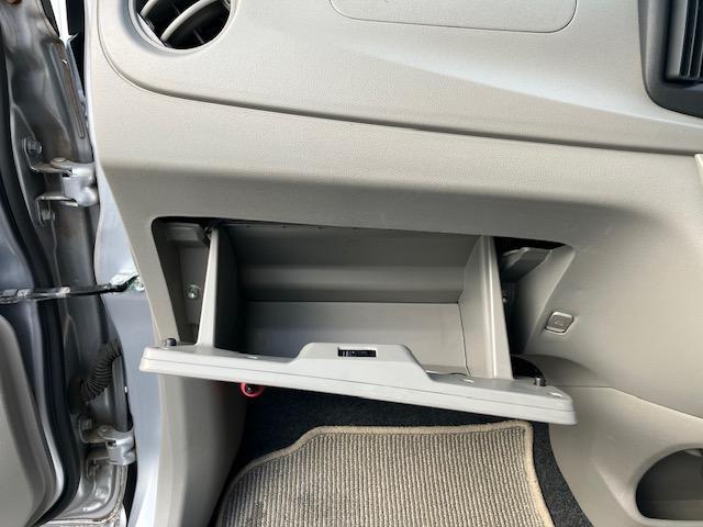 ピクシスエポック Ｌ　ナビ　ワンセグ　Ｂｌｕｅｔｏｏｔｈオーディオ　ＥＴＣ　Ｉストップ　キーレス　ＡＢＳ　ＣＤ　運転席エアバッグ　助手席エアバッグ　エアコン　パワーウィンドウ　パワーステアリング（40枚目）