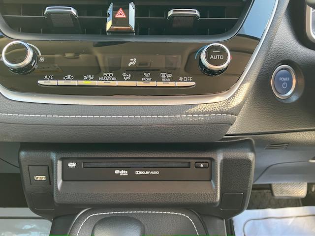 カローラ ハイブリッド　Ｓ　衝突軽減　レーンキープ　障害物センサー　アダプティブクルーズ　ナビ　Ｂカメラ　Ｂｌｕｅｔｏｏｔｈオーディオ　Ｉストップ　ＬＥＤヘッドライト　１６インチＡＷ　スマキー　禁煙車　ＡＢＳ　オートハイビーム（8枚目）