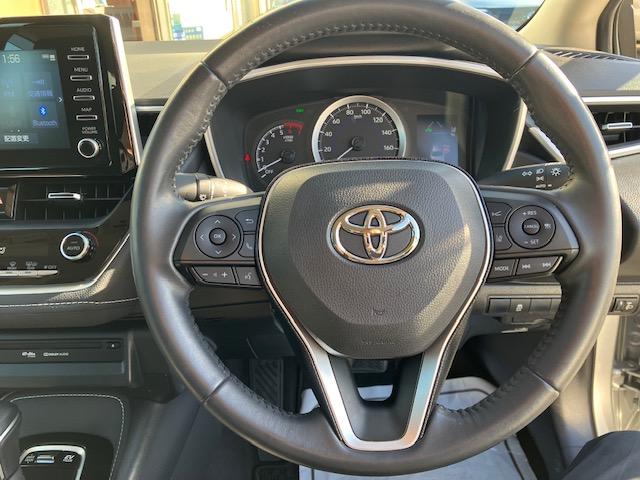 カローラ ハイブリッド　Ｓ　衝突軽減　レーンキープ　障害物センサー　アダプティブクルーズ　ナビ　Ｂカメラ　Ｂｌｕｅｔｏｏｔｈオーディオ　Ｉストップ　ＬＥＤヘッドライト　１６インチＡＷ　スマキー　禁煙車　ＡＢＳ　オートハイビーム（13枚目）