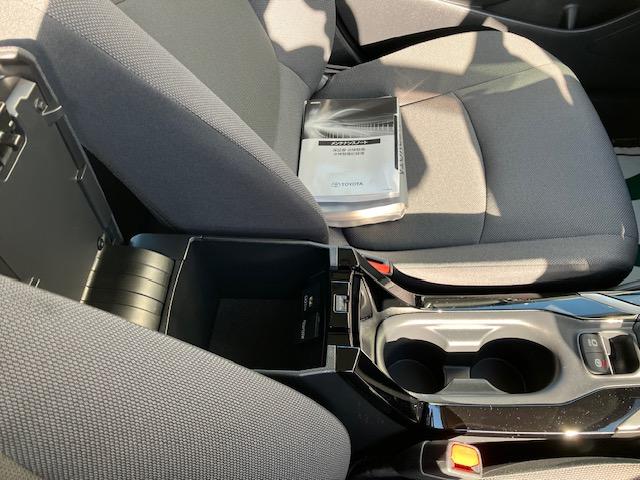 カローラ ハイブリッド　Ｓ　衝突軽減　レーンキープ　障害物センサー　アダプティブクルーズ　ナビ　Ｂカメラ　Ｂｌｕｅｔｏｏｔｈオーディオ　Ｉストップ　ＬＥＤヘッドライト　１６インチＡＷ　スマキー　禁煙車　ＡＢＳ　オートハイビーム（29枚目）