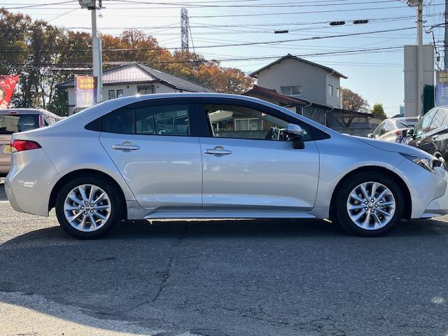 カローラ ハイブリッド　Ｓ　衝突軽減　レーンキープ　障害物センサー　アダプティブクルーズ　ナビ　Ｂカメラ　Ｂｌｕｅｔｏｏｔｈオーディオ　Ｉストップ　ＬＥＤヘッドライト　１６インチＡＷ　スマキー　禁煙車　ＡＢＳ　オートハイビーム（39枚目）