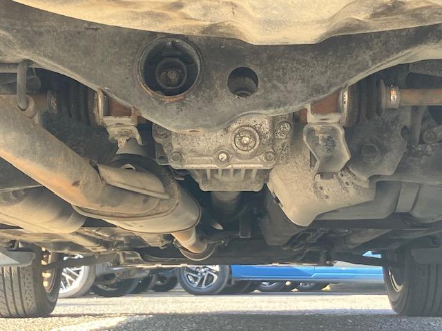 エクストレイル 20X 4WD パークアシスト 革シート シートヒーター ナビ ETC HID 17インチAW スマキー 禁煙車 フルフラット ABS 運転席エアバッグ 助手席エアバッグ ルーフレール エアコン(26枚目)