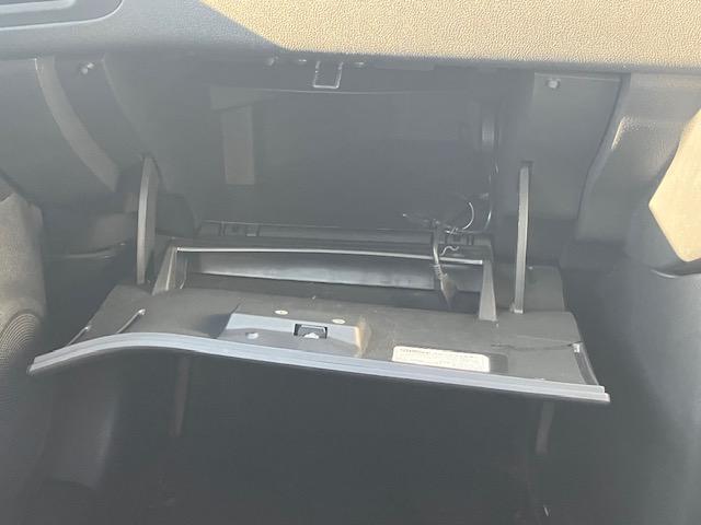 エクストレイル 20X 4WD パークアシスト 革シート シートヒーター ナビ ETC HID 17インチAW スマキー 禁煙車 フルフラット ABS 運転席エアバッグ 助手席エアバッグ ルーフレール エアコン(36枚目)