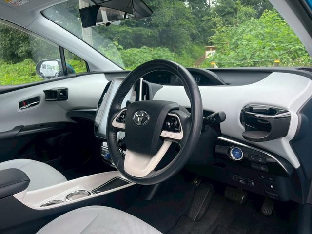 プリウスＰＨＶ Ａレザーパッケージ　ユーザー買取車両・トヨタセーフティーセンス・メーカーナビ・地デジＴＶ・バックカメラ・レザーシート・シートヒーター・パワーシート・スマートキー・プッシュスタート・クルーズコントロール・ＬＥＤヘッドライト（40枚目）