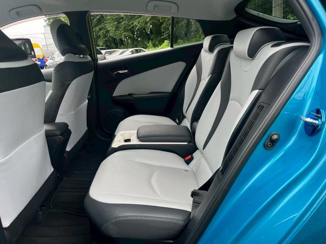 プリウスＰＨＶ Ａレザーパッケージ　ユーザー買取車両・トヨタセーフティーセンス・メーカーナビ・地デジＴＶ・バックカメラ・レザーシート・シートヒーター・パワーシート・スマートキー・プッシュスタート・クルーズコントロール・ＬＥＤヘッドライト（45枚目）