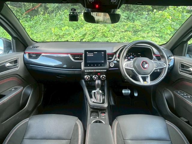 アルカナ テクノ　マイルドハイブリッド　ハーフレザーシート・ディスプレイオーディオ・全方位カメラ・Ｂｌｕｅｔｏｏｔｈ・Ａｐｐｌｅ　ｃａｒ　ｐｌａｙ・純正１８インチＡＷ・ドライブレコーダー・ＬＥＤヘッドライト・シートヒーター・置くだけ充電（9枚目）