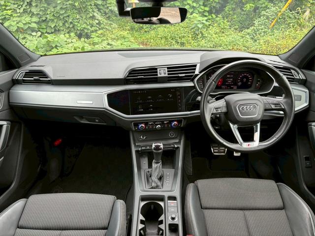 Ｑ３スポーツバック ３５ＴＦＳＩ　Ｓライン　ワンオーナー・ハーフレザーシート・ＥＴＣ２．０・３６０°カメラ・アイドリングストップ・クリアランスソナー・パワーバックドア・ＬＥＤヘッドライト・パワーバックドア・純正１９インチＡＷ・シートヒーター（27枚目）