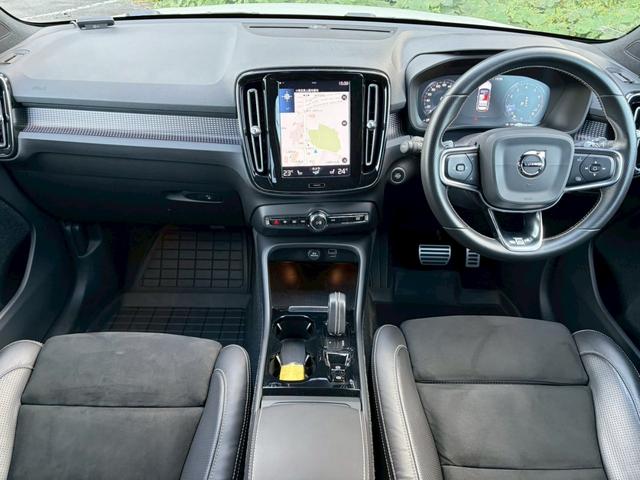 ＸＣ４０ Ｔ４　ＡＷＤ　Ｒデザイン　ワンオーナー・地デジＴＶ・３６０°カメラ・アイドリングストップ・ドライブレコーダー・ＥＴＣ・ハーフレザーシート・パワーシート・パワーバックドア・パドルシフト・シートメモリー・パークアシスト・スペアキー（26枚目）