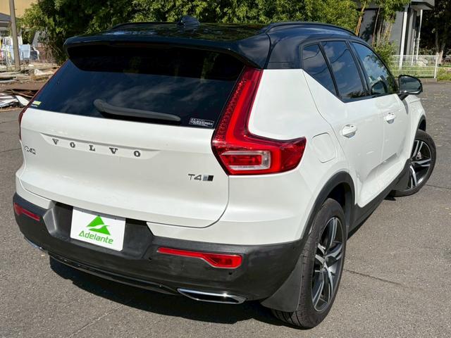 ＸＣ４０ Ｔ４　ＡＷＤ　Ｒデザイン　ワンオーナー・地デジＴＶ・３６０°カメラ・アイドリングストップ・ドライブレコーダー・ＥＴＣ・ハーフレザーシート・パワーシート・パワーバックドア・パドルシフト・シートメモリー・パークアシスト・スペアキー（50枚目）