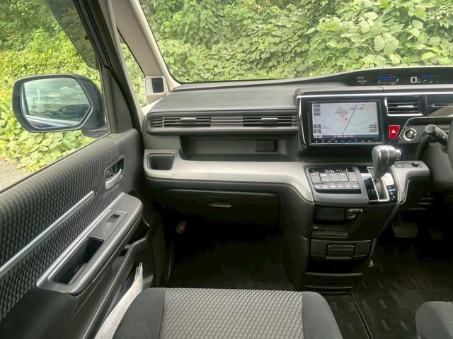 ステップワゴンスパーダ スパーダアドバンスパッケージβ 全国1年保証・両側電動スライドドア・純正ナビ・地デジTV・バックカメラ・Bluetooth・ETC・LEDヘッドライト・ホンダセンシング・クルーズコントロール・純正16インチアルミホイール(13枚目)