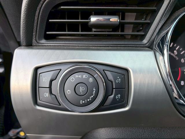 FORD MUSTANG 50 YEARS EDITION