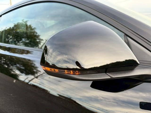 FORD MUSTANG 50 YEARS EDITION