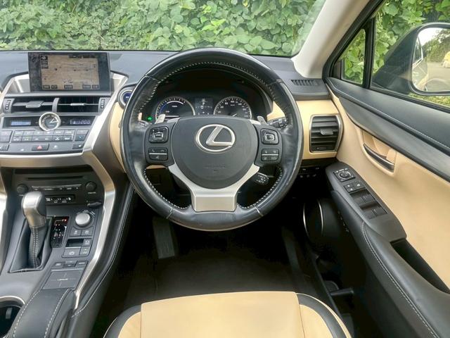 NX NX300h Iパッケージ 全国1年保証・パノラマルーフ・レザーシート・地デジTV・バックカメラ・パワーバックドア・クリアランスソナー・オートマチックハイビーム・ステアリングヒーター・純正17インチAW・ETC・シートヒーター・(34枚目)