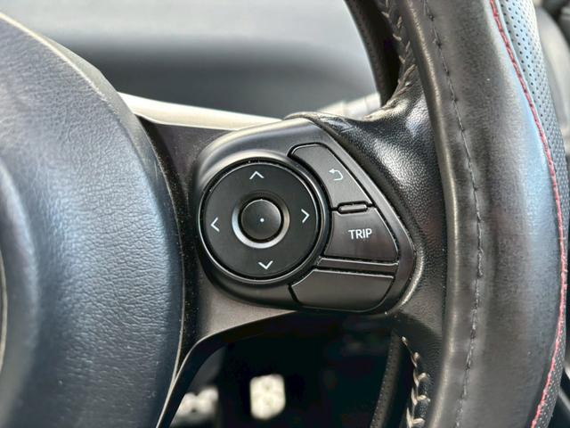 プリウスアルファ Sツーリングセレクション・GRスポーツ 全国1年保証・ユーザー買取車両・純正ナビ・地デジTV・バックカメラ・ハーフレザーシート・ETC2.0・社外19インチアルミ・車高調・スマートキー・プッシュスタート・LEDヘッドライト・フォグ(24枚目)