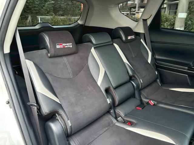 プリウスアルファ Sツーリングセレクション・GRスポーツ 全国1年保証・ユーザー買取車両・純正ナビ・地デジTV・バックカメラ・ハーフレザーシート・ETC2.0・社外19インチアルミ・車高調・スマートキー・プッシュスタート・LEDヘッドライト・フォグ(34枚目)