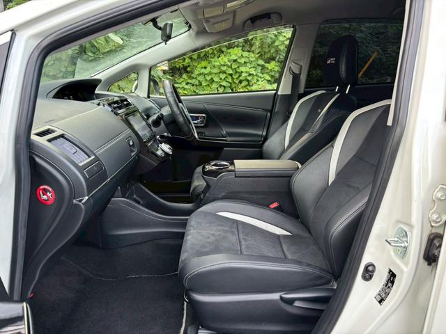 プリウスアルファ Sツーリングセレクション・GRスポーツ 全国1年保証・ユーザー買取車両・純正ナビ・地デジTV・バックカメラ・ハーフレザーシート・ETC2.0・社外19インチアルミ・車高調・スマートキー・プッシュスタート・LEDヘッドライト・フォグ(42枚目)