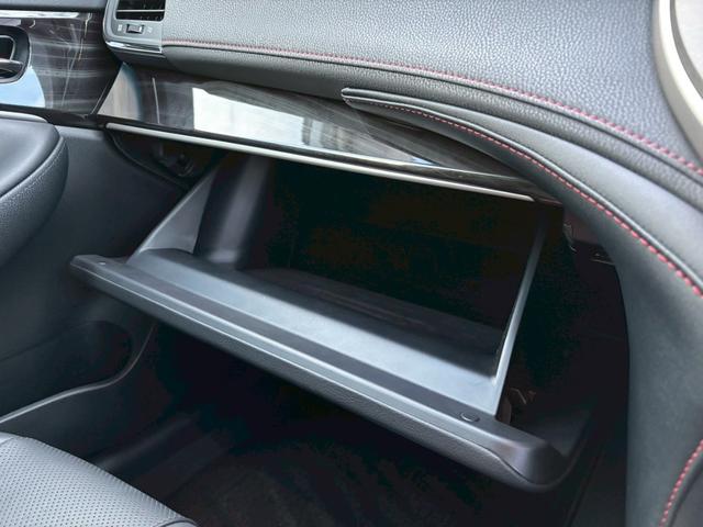 クラウンハイブリッド アスリートS 全国1年保証・ユーザー買取車両・メーカーナビ・地デジTV・バックカメラ・サンルーフ・黒レザーシート・F、Rスポイラー・クルーズコントロール・スマートキー・プッシュスタート・ETC・シートヒーター(21枚目)