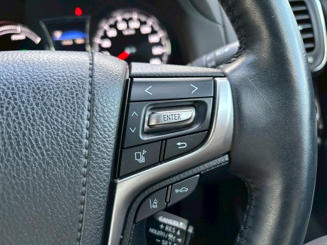 クラウンハイブリッド アスリートS 全国1年保証・ユーザー買取車両・メーカーナビ・地デジTV・バックカメラ・サンルーフ・黒レザーシート・F、Rスポイラー・クルーズコントロール・スマートキー・プッシュスタート・ETC・シートヒーター(23枚目)