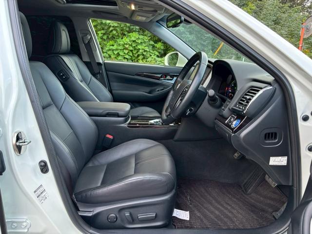 クラウンハイブリッド アスリートS 全国1年保証・ユーザー買取車両・メーカーナビ・地デジTV・バックカメラ・サンルーフ・黒レザーシート・F、Rスポイラー・クルーズコントロール・スマートキー・プッシュスタート・ETC・シートヒーター(41枚目)