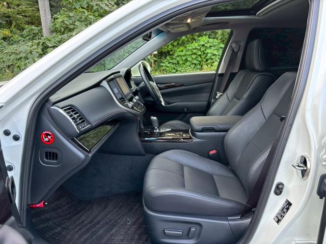 クラウンハイブリッド アスリートS 全国1年保証・ユーザー買取車両・メーカーナビ・地デジTV・バックカメラ・サンルーフ・黒レザーシート・F、Rスポイラー・クルーズコントロール・スマートキー・プッシュスタート・ETC・シートヒーター(44枚目)