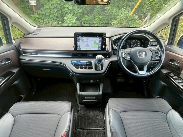 オデッセイハイブリッド e:HEVアブソルート 全国1年保証・ユーザー買取車両・メーカーナビ・地デジTV・全方位カメラ・両側パワースライド・ハーフレザー・ETC2.0・レーダークルーズ・レーン逸脱センサー・LEDヘッドライト・17インチアルミ(10枚目)