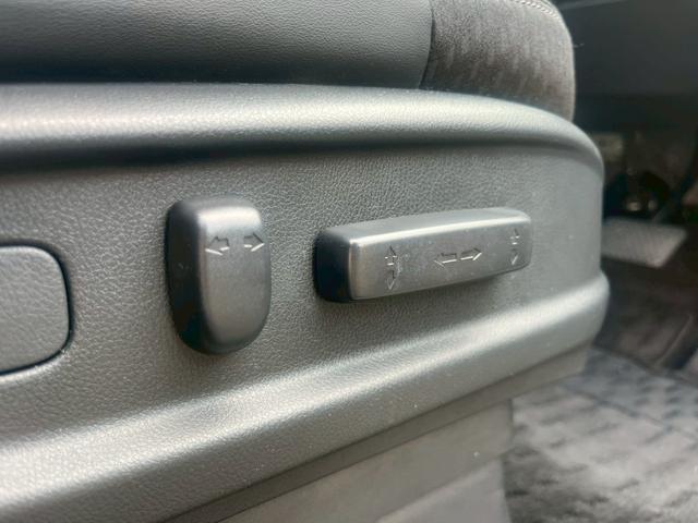 オデッセイハイブリッド e:HEVアブソルート 全国1年保証・ユーザー買取車両・メーカーナビ・地デジTV・全方位カメラ・両側パワースライド・ハーフレザー・ETC2.0・レーダークルーズ・レーン逸脱センサー・LEDヘッドライト・17インチアルミ(22枚目)