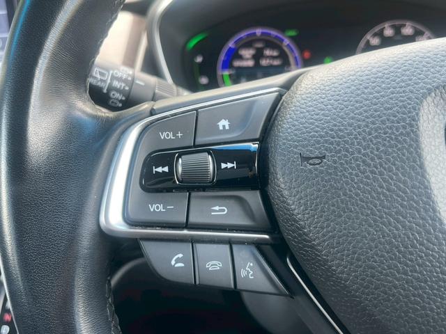 オデッセイハイブリッド e:HEVアブソルート 全国1年保証・ユーザー買取車両・メーカーナビ・地デジTV・全方位カメラ・両側パワースライド・ハーフレザー・ETC2.0・レーダークルーズ・レーン逸脱センサー・LEDヘッドライト・17インチアルミ(25枚目)