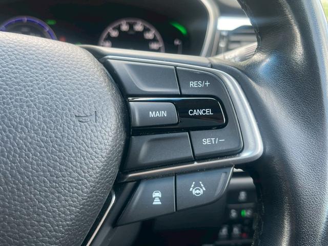 オデッセイハイブリッド e:HEVアブソルート 全国1年保証・ユーザー買取車両・メーカーナビ・地デジTV・全方位カメラ・両側パワースライド・ハーフレザー・ETC2.0・レーダークルーズ・レーン逸脱センサー・LEDヘッドライト・17インチアルミ(26枚目)