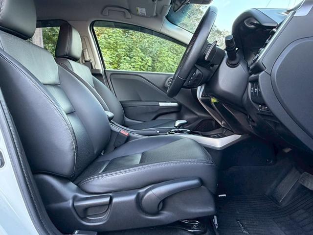 グレイス ハイブリッドEX 全国1年保証・ワンオーナー車・純正ナビ・レザーシート・地デジTV・バックカメラ・ETC・パドルシフト・スペアキー・HDMI・Bluetoothオーディオ・フォグランプ・サイドバイザー・シガーソケット(30枚目)