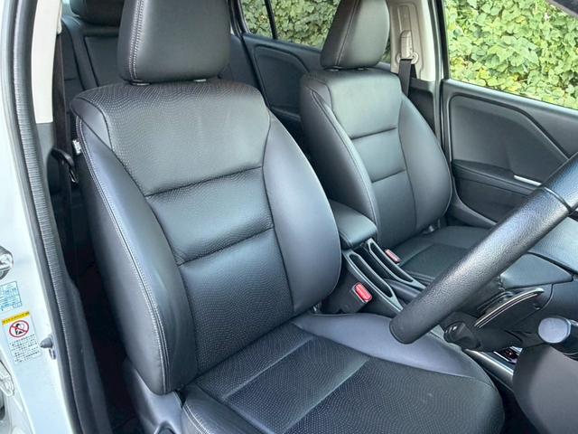 グレイス ハイブリッドEX 全国1年保証・ワンオーナー車・純正ナビ・レザーシート・地デジTV・バックカメラ・ETC・パドルシフト・スペアキー・HDMI・Bluetoothオーディオ・フォグランプ・サイドバイザー・シガーソケット(31枚目)