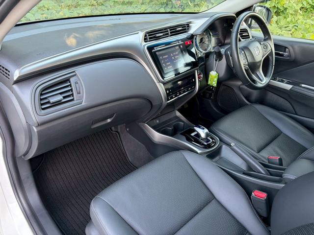 グレイス ハイブリッドEX 全国1年保証・ワンオーナー車・純正ナビ・レザーシート・地デジTV・バックカメラ・ETC・パドルシフト・スペアキー・HDMI・Bluetoothオーディオ・フォグランプ・サイドバイザー・シガーソケット(32枚目)