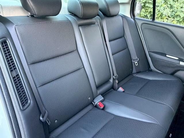 グレイス ハイブリッドEX 全国1年保証・ワンオーナー車・純正ナビ・レザーシート・地デジTV・バックカメラ・ETC・パドルシフト・スペアキー・HDMI・Bluetoothオーディオ・フォグランプ・サイドバイザー・シガーソケット(35枚目)