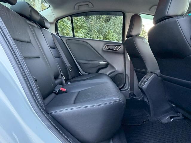 グレイス ハイブリッドEX 全国1年保証・ワンオーナー車・純正ナビ・レザーシート・地デジTV・バックカメラ・ETC・パドルシフト・スペアキー・HDMI・Bluetoothオーディオ・フォグランプ・サイドバイザー・シガーソケット(36枚目)