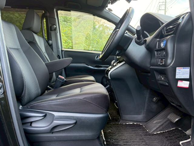 ヴォクシー ハイブリッドZS 煌II 全国1年保証・後席モニター・純正ナビ・地デジTV・Bluetooth・バックカメラ・ETC2.0・両側電動スライドドア・デジタルインナーミラー・ドラレコ・オートマチックハイビーム・レーンディパーチャー(30枚目)