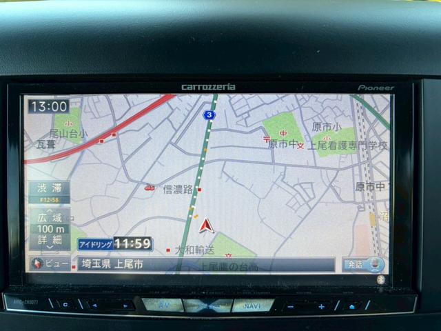 ジープ・ラングラーアンリミテッド サハラ　ユーザー買取車両・カロッツェリアナビ・地デジＴＶ・バックカメラ・Ｂｌｕｅｔｏｏｔｈオーディオ・サイドカメラ・キーレス・純正１６インチアルミ・背面タイヤ・フォグランプ（11枚目）