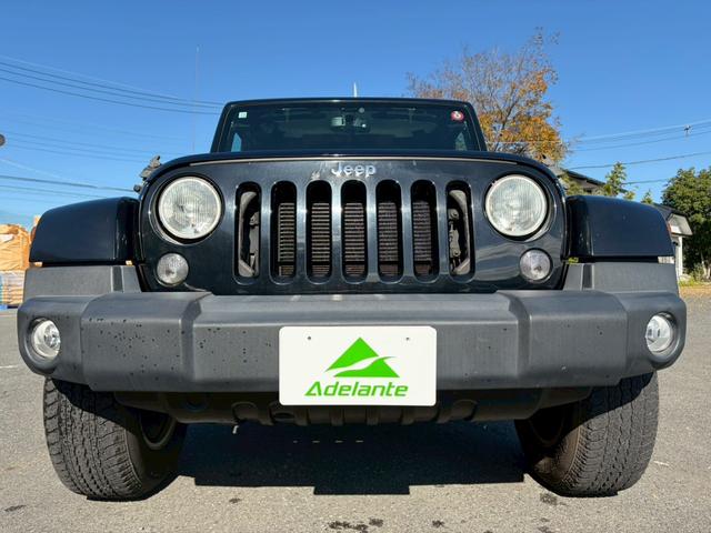 ジープ・ラングラーアンリミテッド サハラ　ユーザー買取車両・カロッツェリアナビ・地デジＴＶ・バックカメラ・Ｂｌｕｅｔｏｏｔｈオーディオ・サイドカメラ・キーレス・純正１６インチアルミ・背面タイヤ・フォグランプ（48枚目）