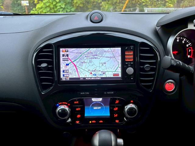 ジューク 15RX タイプV 全国1年保証・ユーザー買取車両・純正ナビ・地デジTV・CD・インテリジェントキー・プッシュスタート・フォグランプ・オートエアコン・サイドバイザー・電動格納ミラー(10枚目)